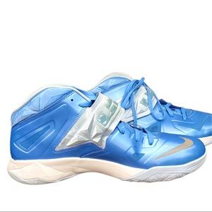 Nike Zoom Soldier VII Lebron James University Blue Metallic Silver Ice Blue 16